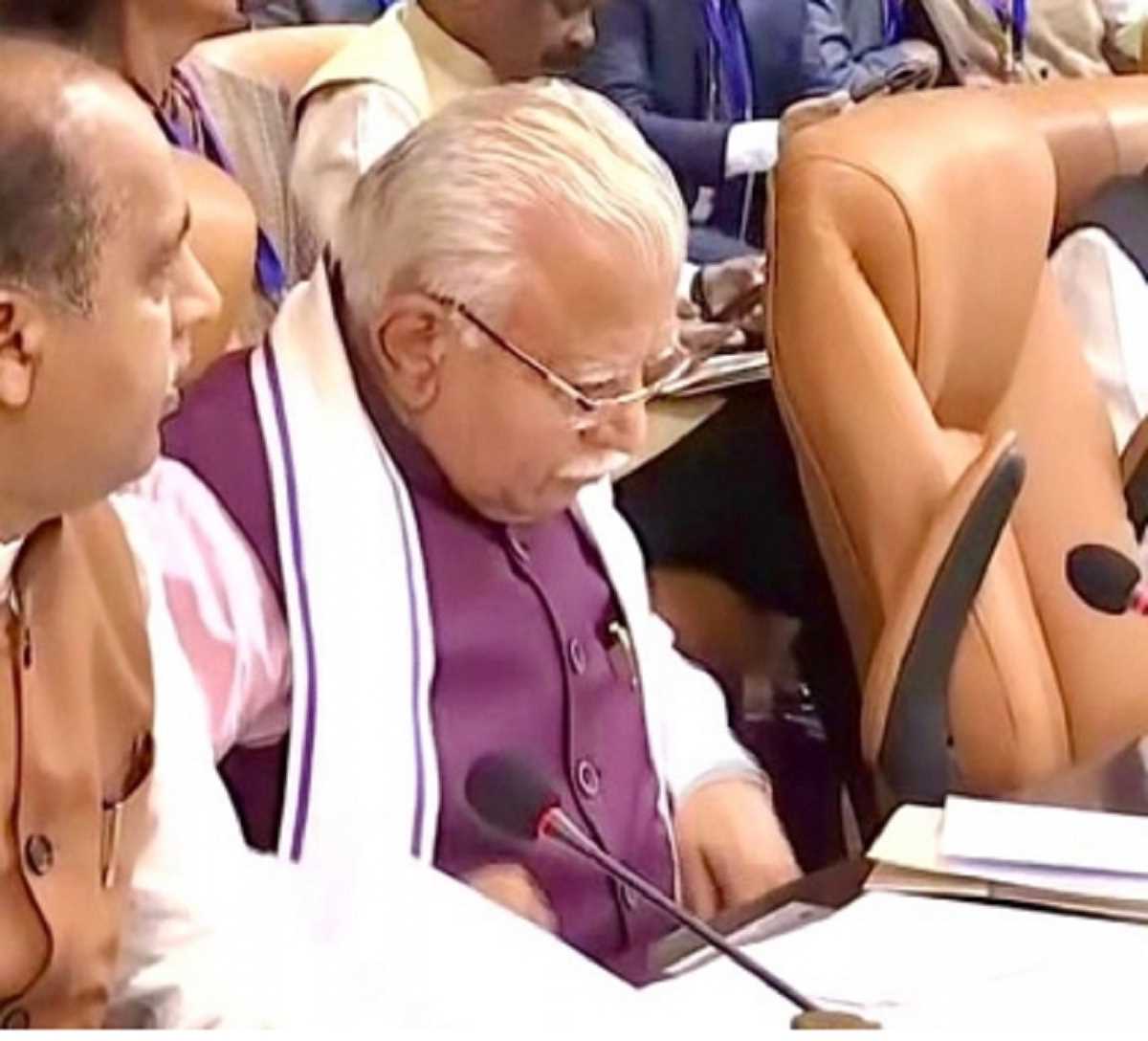 हरियाणा सीएम ने केंद्रीय वित्त मंत्री से राज्य के लिए विशेष आर्थिक पैकेज की मांग की