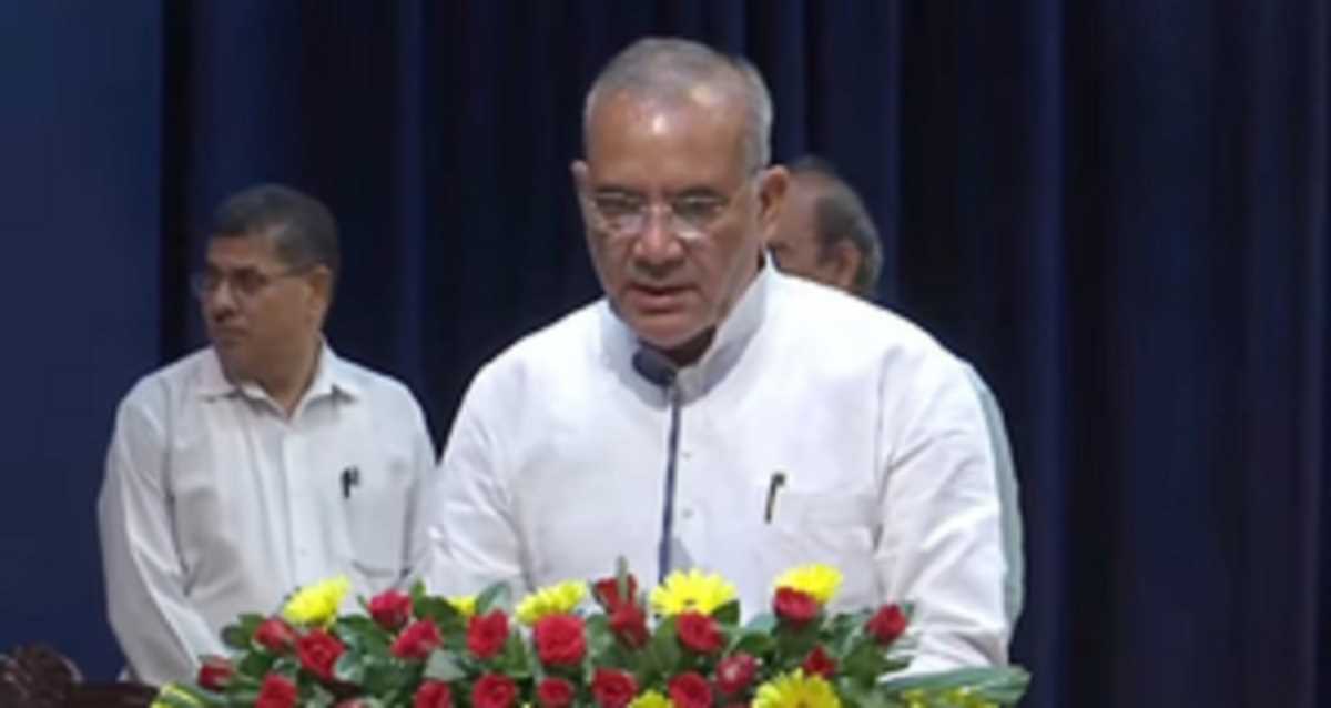 मध्य प्रदेश में रामनिवास रावत को दो बार दिलानी पड़ी मंत्री पद की शपथ मध्य प्रदेश में रामनिवास रावत को दो बार दिलानी पड़ी मंत्री पद की शपथ