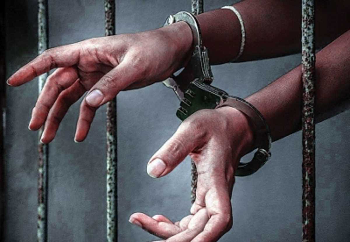 सीजीएसटी की डिप्टी कमिश्नर को अश्लील और धमकी भरे मैसेज भेजने वाला इंस्पेक्टर गिरफ्तार