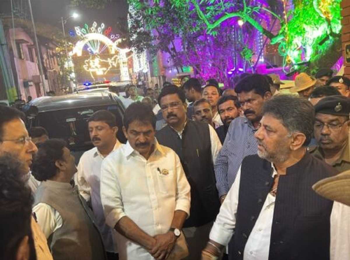 कर्नाटक: बेलगावी में कांग्रेस की नव सत्याग्रह मीटिंग, सीएम सिद्धारमैया भी शामिल