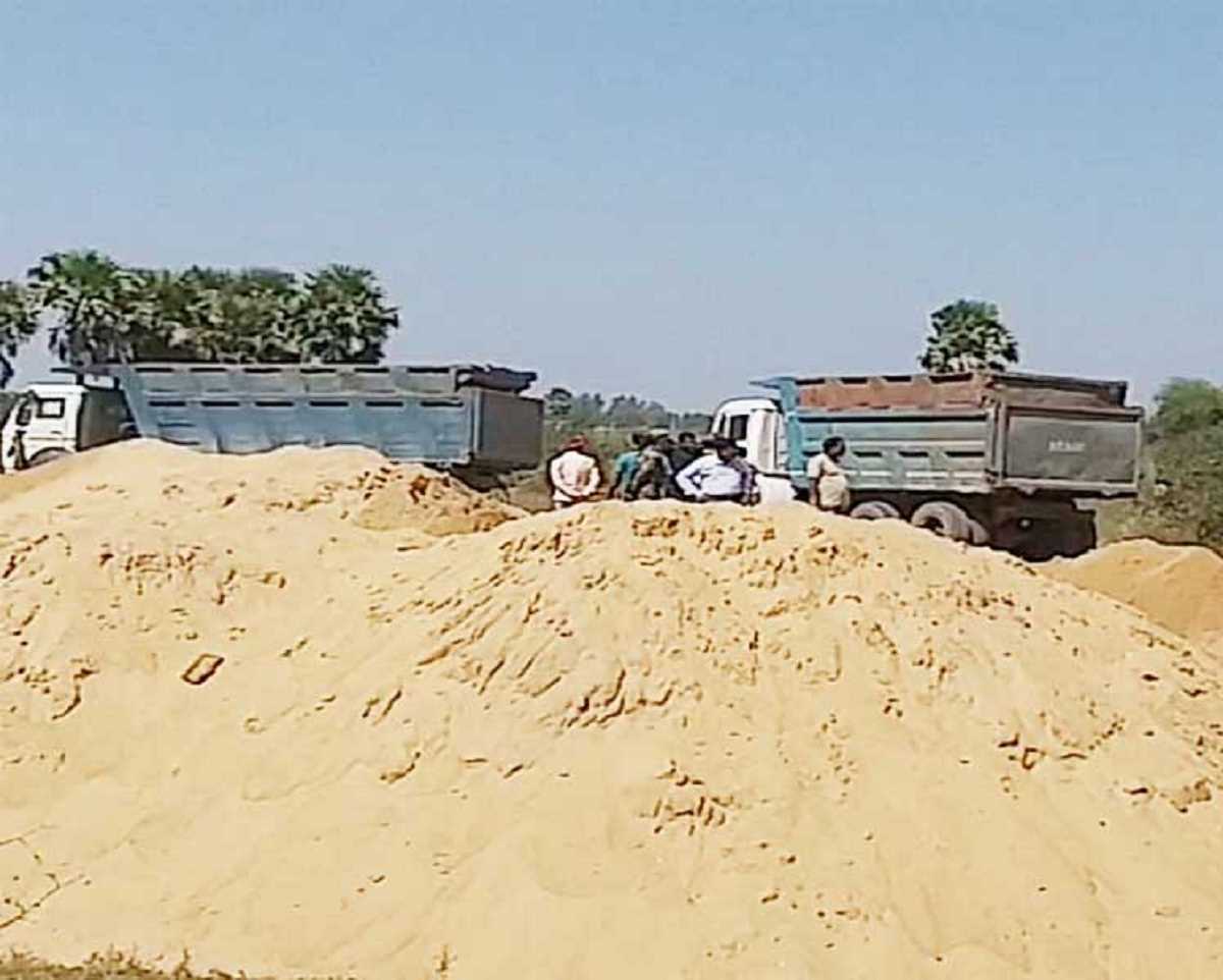 झारखंड : बालू माफिया ने गुमला में एसडीपीओ को कुचलने का किया प्रयास