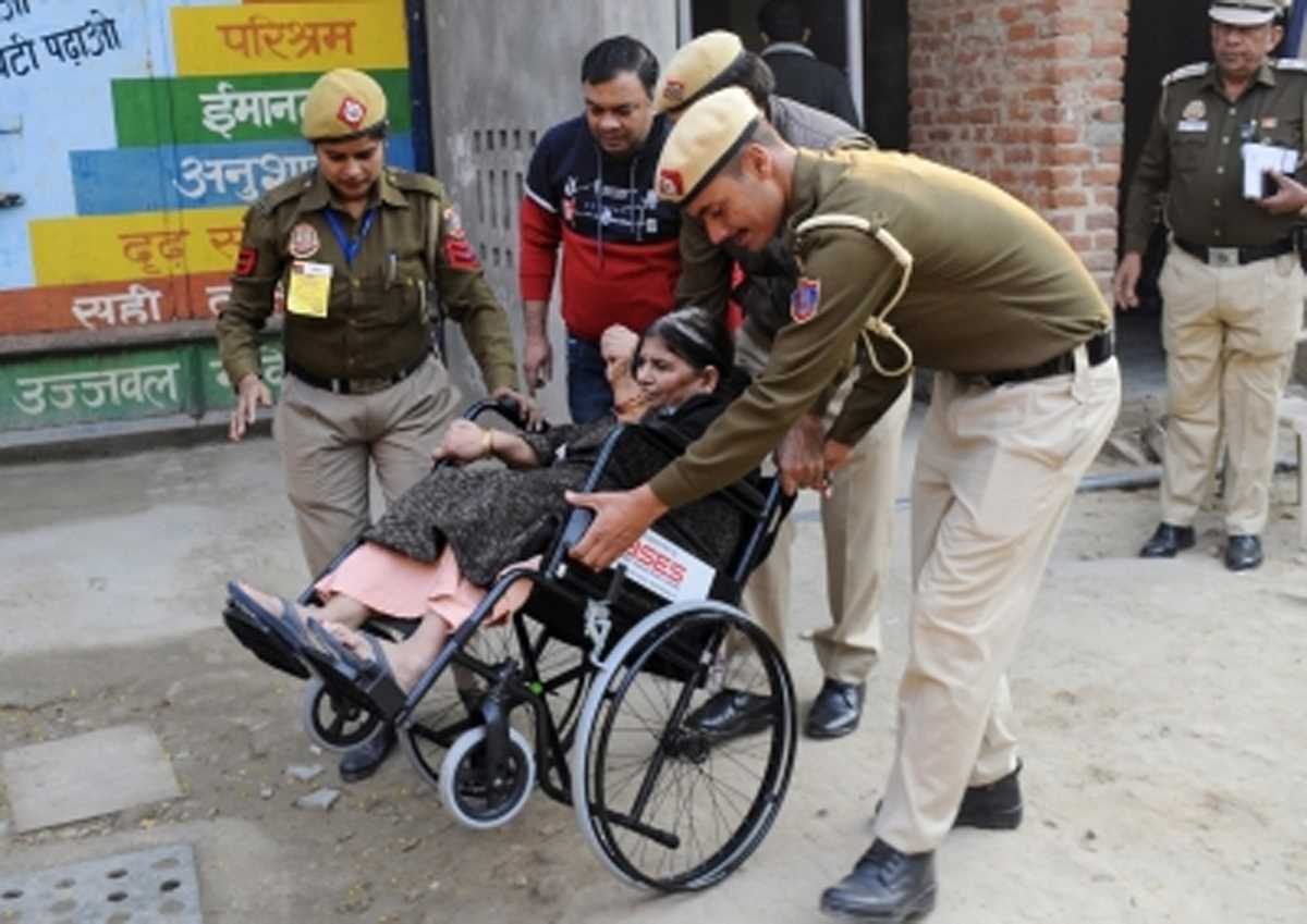 दिल्ली नगर निगम चुनाव में जमीन से लेकर आसमान तक कड़ी सुरक्षा