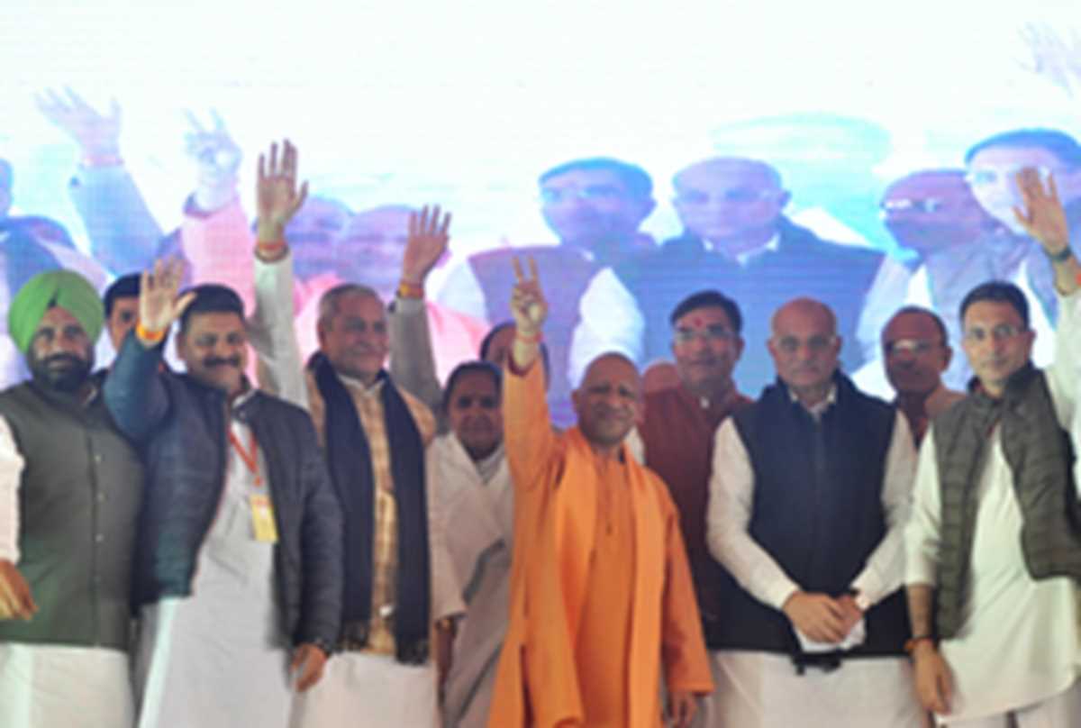 यूपी में अब दंगा नहीं होता, यहां सब कुछ चंगा : मुख्यमंत्री योगी