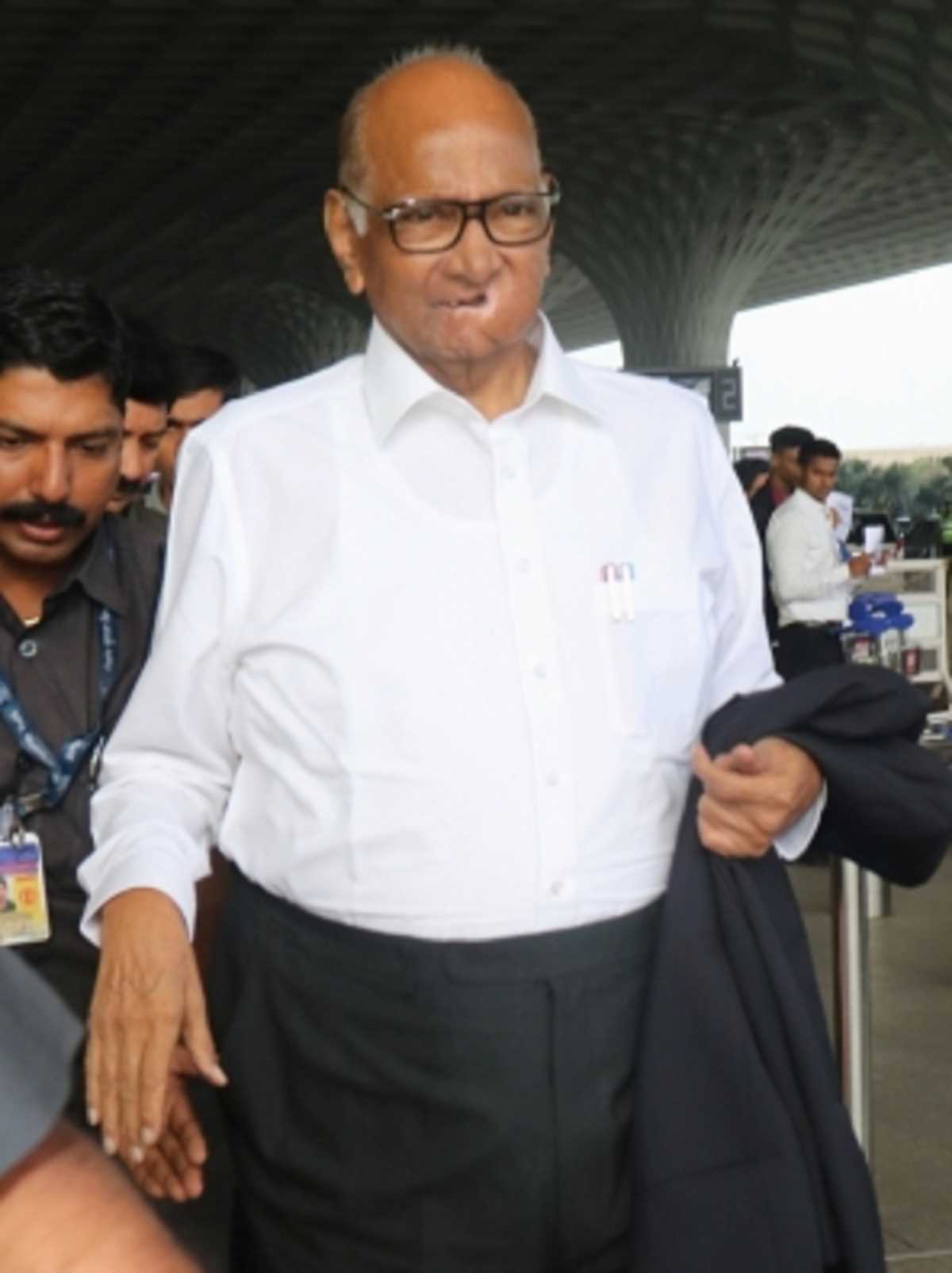 एनसीपी नेता शरद पवार को जाने से मारने की धमकी, महाराष्ट्र सरकार में मचा हड़कंप