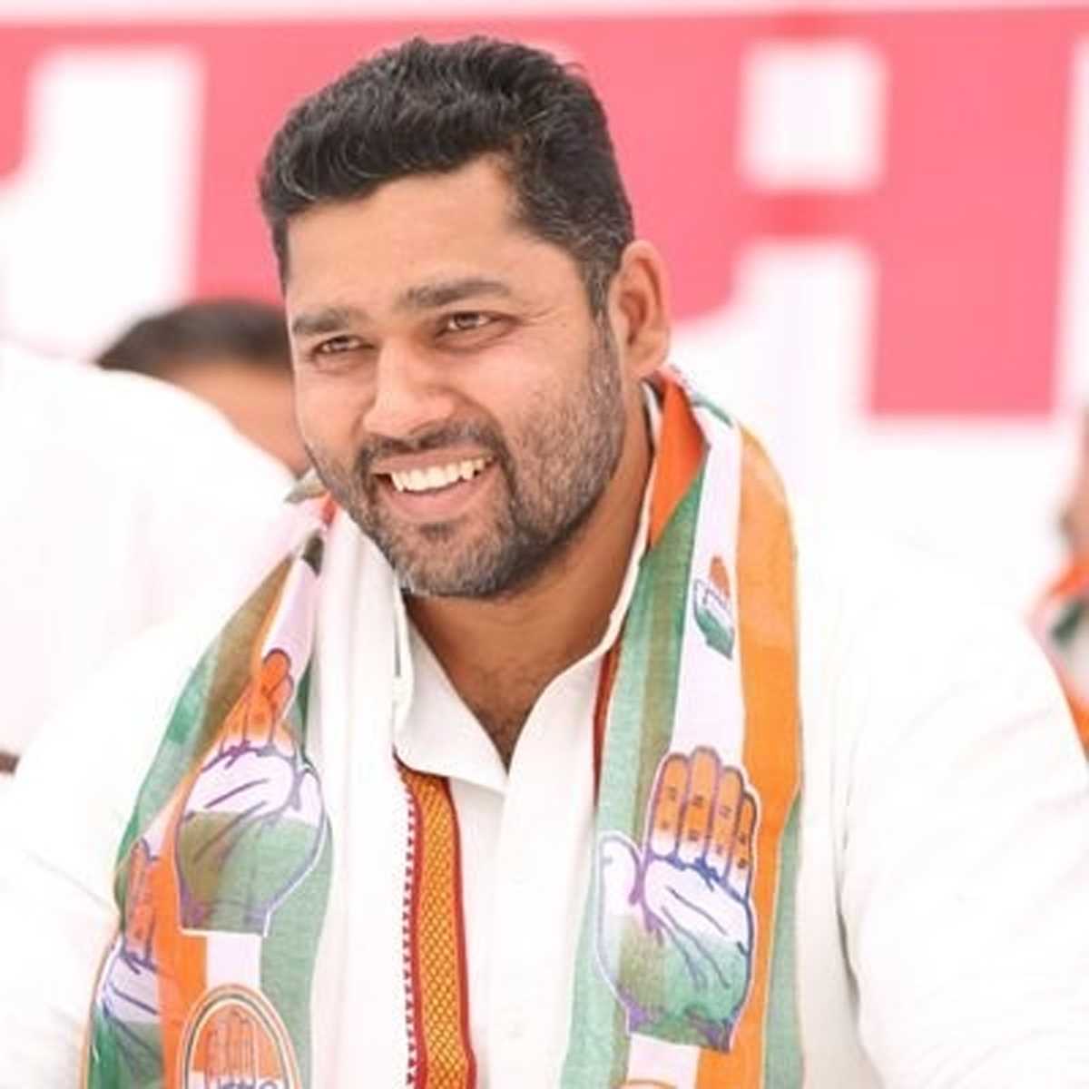 जयपुर में आईपीएल की वापसी से पहले कांग्रेस के बड़े-बड़े नेता आपस में भिड़े