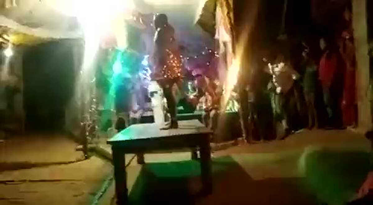 यूपी में रामलीला के दौरान हनुमान की मंच पर मौत