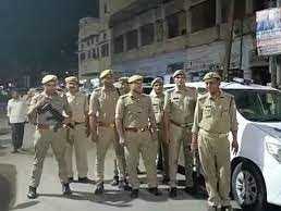 लखनऊ में 10 अगस्त तक धारा 144 लागू, सार्वजनिक स्थानों पर कुर्बानी, नमाज पर रोक