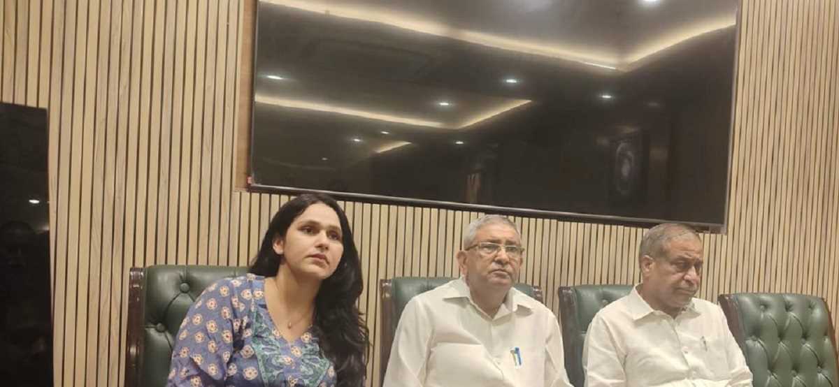 आप के 15 पार्षदों ने दिया इस्तीफा, इंद्रप्रस्थ विकास पार्टी के नाम से बनाएंगे थर्ड फ्रंट