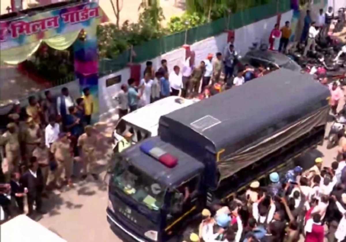 अतीक अहमद व उसका भाई अपहरण मामले में दोषी करार अतीक अहमद व उसका भाई अपहरण मामले में दोषी करार