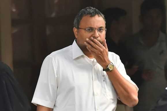 कार्ति चिदंबरम के कई ठिकानों पर सीबीआई की छापेमारी कार्ति चिदंबरम के कई ठिकानों पर सीबीआई की छापेमारी