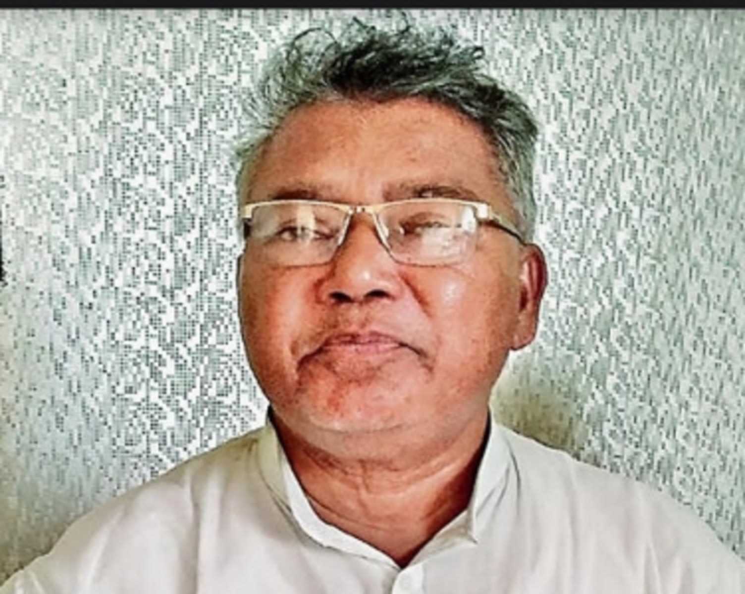 पारसनाथ विवाद में पूर्व सांसद सालखन मुर्मू का विवादस्पद बयान, कहा- पहाड़ी आदिवासियों को नहीं सौंपी तो जैन मंदिरों को ध्वस्त करेंगे पारसनाथ विवाद में पूर्व सांसद सालखन मुर्मू का विवादस्पद बयान, कहा- पहाड़ी आदिवासियों को नहीं सौंपी तो जैन मंदिरों को ध्वस्त करेंगे