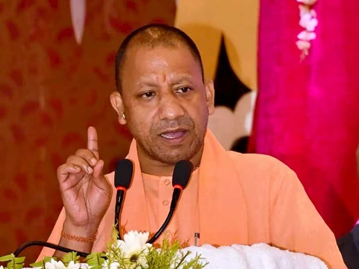 आज योजनाएं ही नहीं बन रही, उनका क्रियान्वयन भी हो रहा : योगी