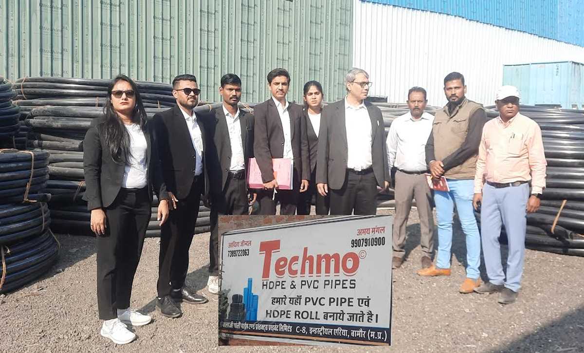 किसान पाइप का डुप्लीकेट बनाने वाली फैक्ट्री पर छापा, करोड़ों का माल सील
