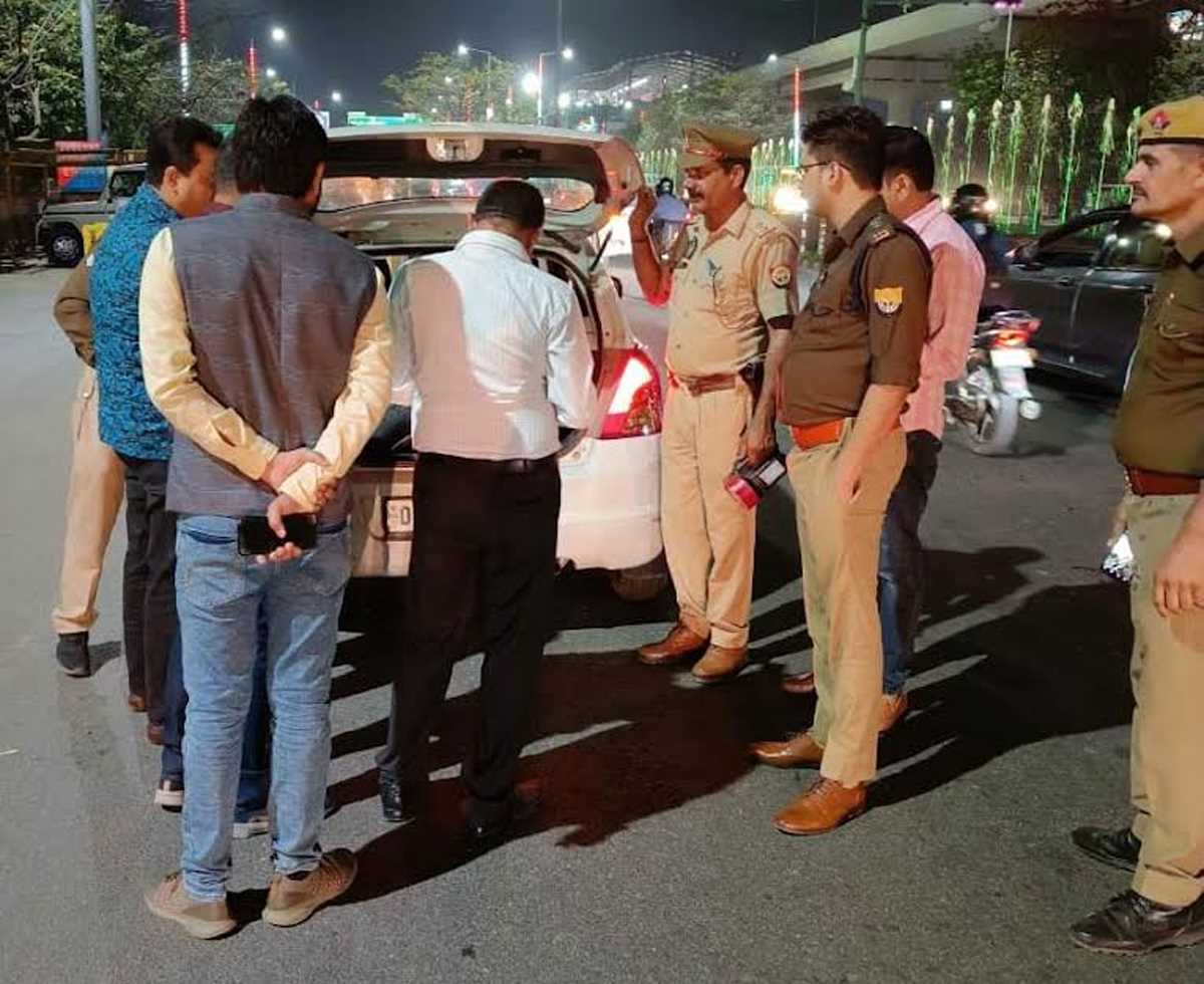 अवैध शराब के विरुद्ध पुलिस प्रशासन ने कसी कमर, चलाया अभियान