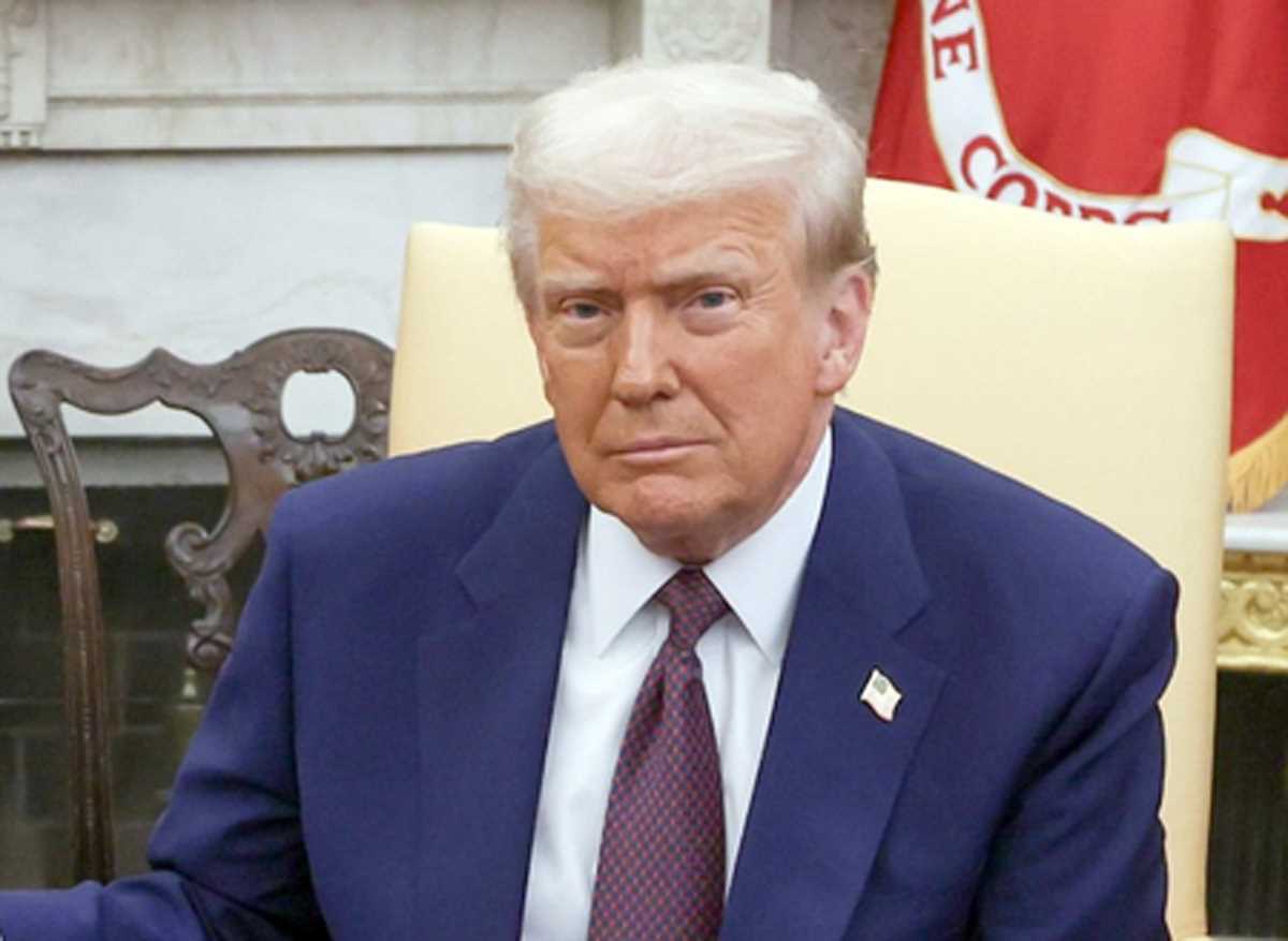 ट्रंप ने भारत और पाकिस्तान के बीच बढ़ते तनाव को रोकने के लिए मदद की पेशकश की ट्रंप ने भारत और पाकिस्तान के बीच बढ़ते तनाव को रोकने के लिए मदद की पेशकश की