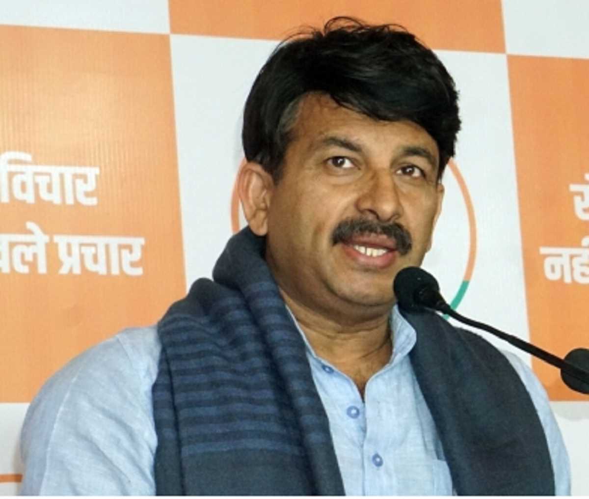 आप ने बीजेपी सांसद मनोज तिवारी के खिलाफ राज्य चुनाव आयोग में शिकायत कराई दर्ज