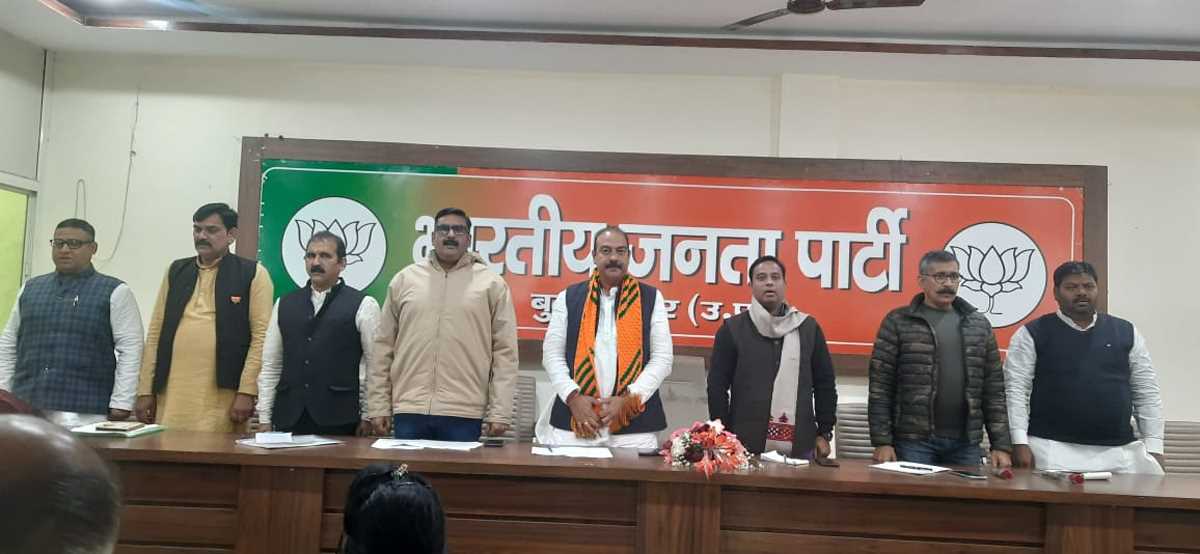 जिलाध्यक्ष की अध्यक्षता में मंडल व अग्रसेन मंडल की हुई बैठक जिलाध्यक्ष की अध्यक्षता में मंडल व अग्रसेन मंडल की हुई बैठक