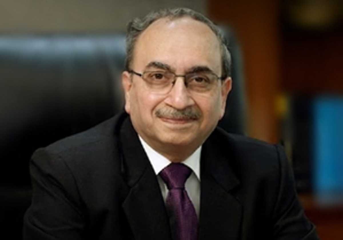 एसबीआई ने कर्मचारियों के वेतन और पेंशन में बढ़ोतरी के लिए 8,900 करोड़ रुपये अलग रखे