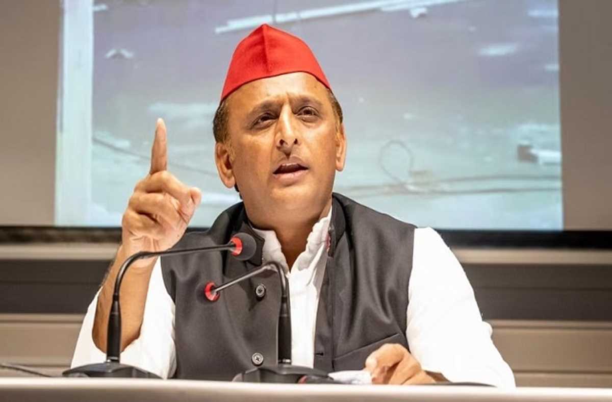 हम बसपा में सेंध नहीं बल्कि बहुजन समाज को बांधने वाले लोग हैं : अखिलेश