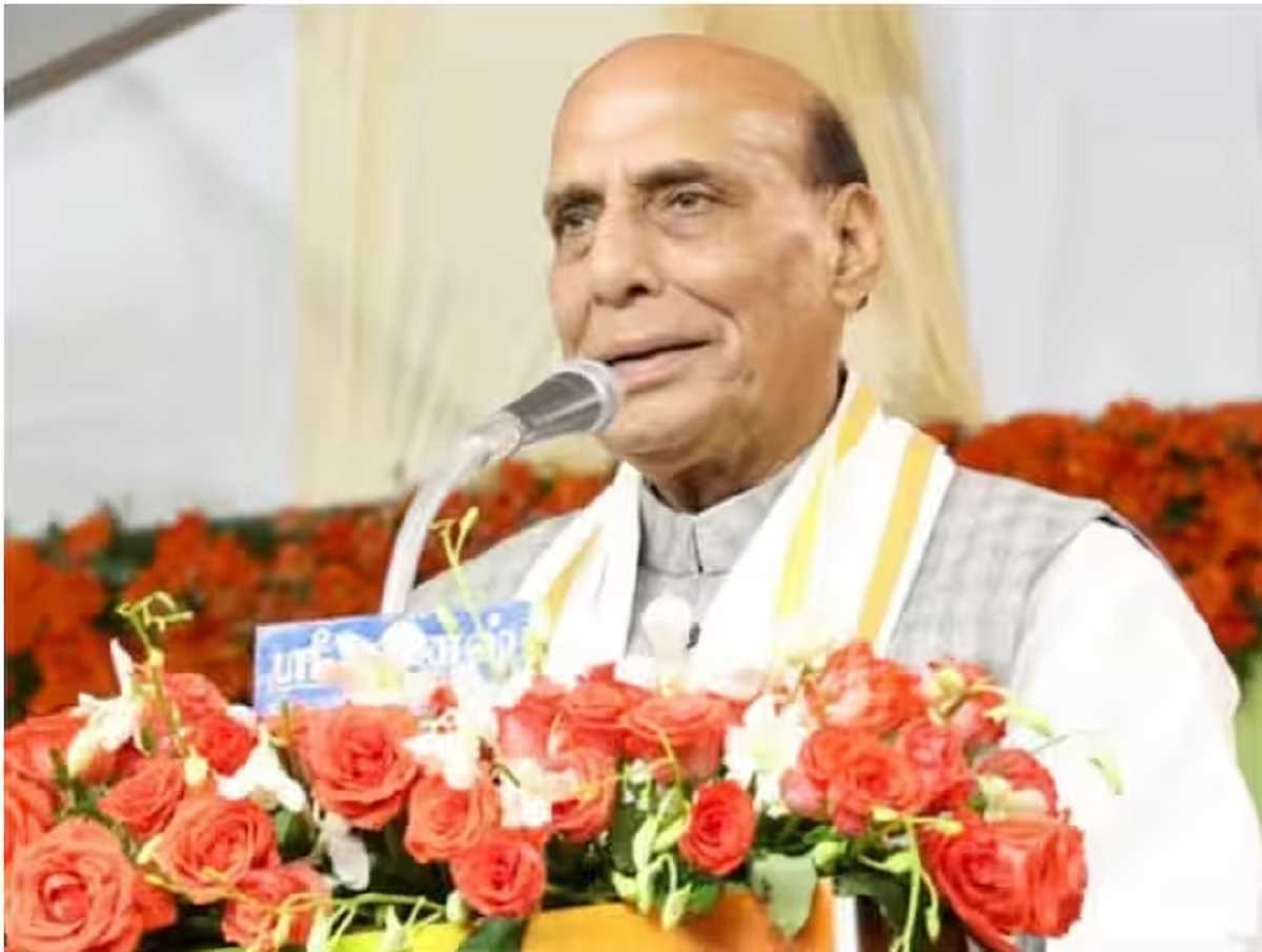 मोदी सरकार में आदिवासियों के हितों में हुए बेहतर काम: राजनाथ सिंह