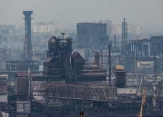 यूक्रेन : मारियुपोल स्टील प्लांट से निकाले गए 20 नागरिक