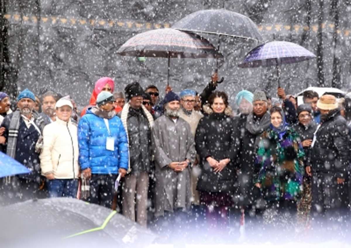 संसद के बजट सत्र से पहले केंद्र की बैठक में नहीं शामिल हुई कांग्रेस संसद के बजट सत्र से पहले केंद्र की बैठक में नहीं शामिल हुई कांग्रेस