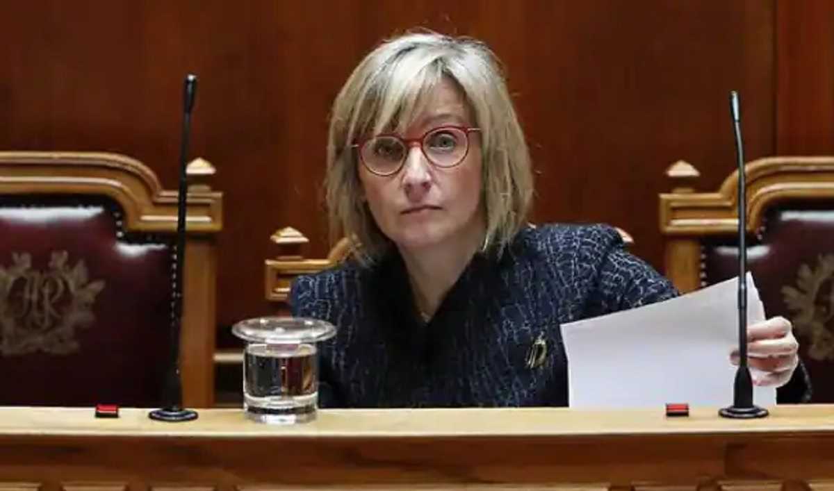 पुर्तगाल में गर्भवती भारतीय महिला की मौत के बाद स्वास्थ्य मंत्री का इस्तीफा पुर्तगाल में गर्भवती भारतीय महिला की मौत के बाद स्वास्थ्य मंत्री का इस्तीफा