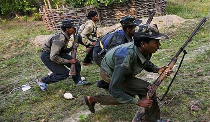 5 नक्सलियों ने महाराष्ट्र में आत्मसमर्पण किया : पुलिस