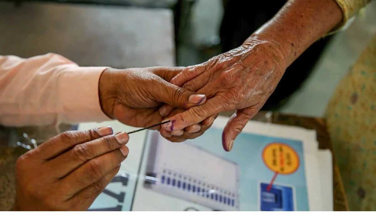 यूपी : मिल्कीपुर सीट पर अगड़ा वोट बनेगा ट्रंप कार्ड