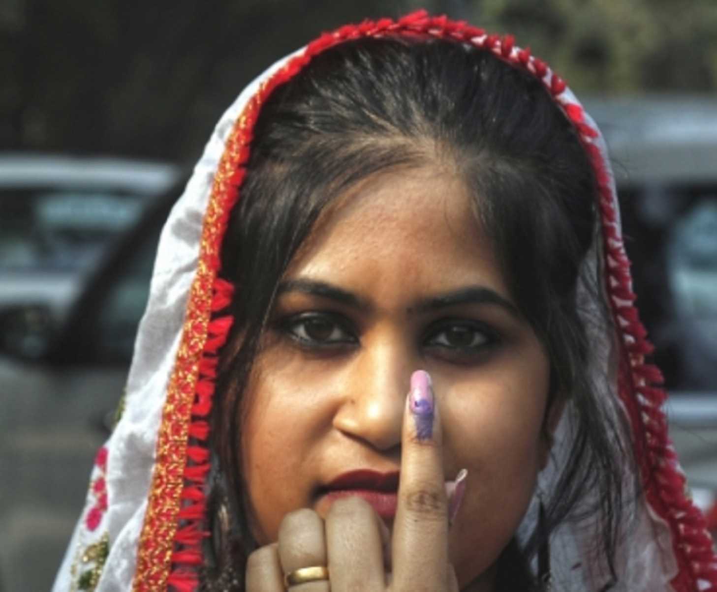 UP: विधान परिषद की 5 सीटों के लिए मतदान शुरू, 63 प्रत्याशियों के लिए 39 जिलों में हो रही वोटिंग