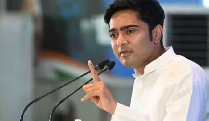 वोट किसी भी पार्टी को धर्म के नाम पर नहीं दें अभिषेक बनर्जी
