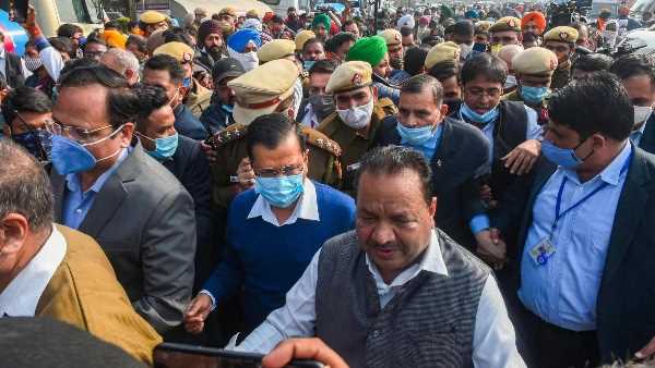 भारत बंद: आप ने लगाया दिल्ली पुलिस पर सीएम केजरीवाल को नजरबंद करने का आरोप