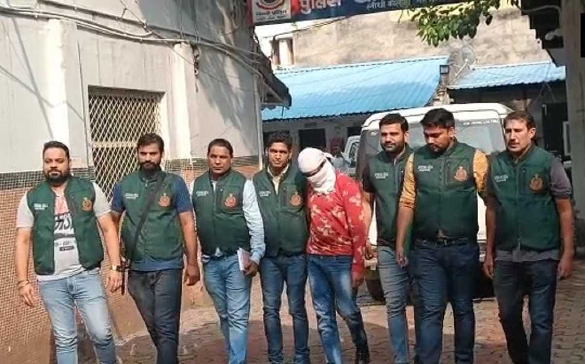 आईबी अधिकारी अंकित शर्मा के हत्या के मामले में इनामी आरोपी गिरफ्तार