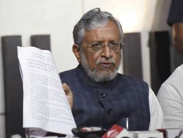 नीतीश राजद में करें जदयू का विलय और कुर्सी तेजस्वी को सौंपें, जदयू का अस्तित्व संकट में : सुशील मोदी नीतीश राजद में करें जदयू का विलय और कुर्सी तेजस्वी को सौंपें, जदयू का अस्तित्व संकट में : सुशील मोदी