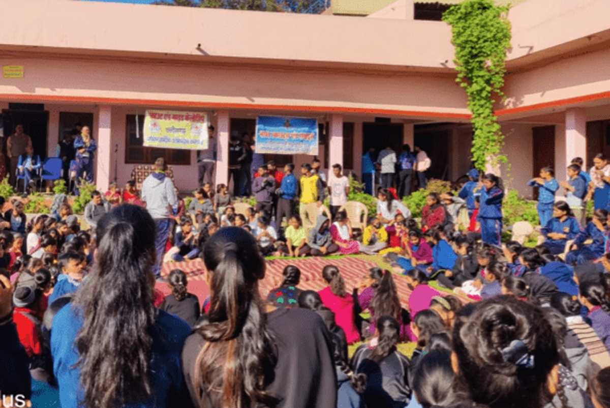 तीन सौ युवक-युवतियों को इजराइली पद्धति से बिना हथियार आत्मरक्षा का मिला प्रशिक्षण