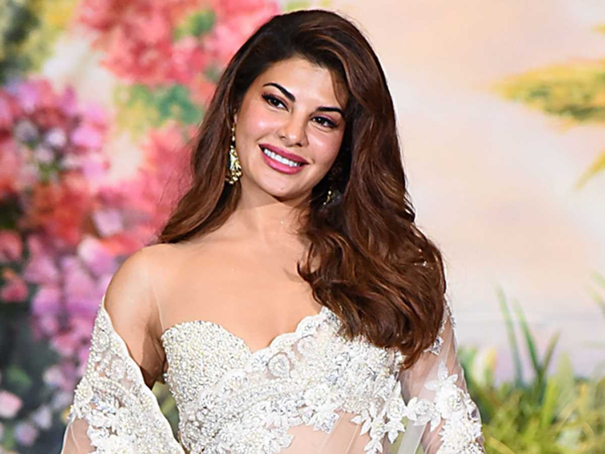 सबूतों के साथ की छेड़छाड़, देश भी छोड़ने की फिराक में थीं जैकलीन, मनी लॉन्ड्रिंग मामले में ईडी का जवाब