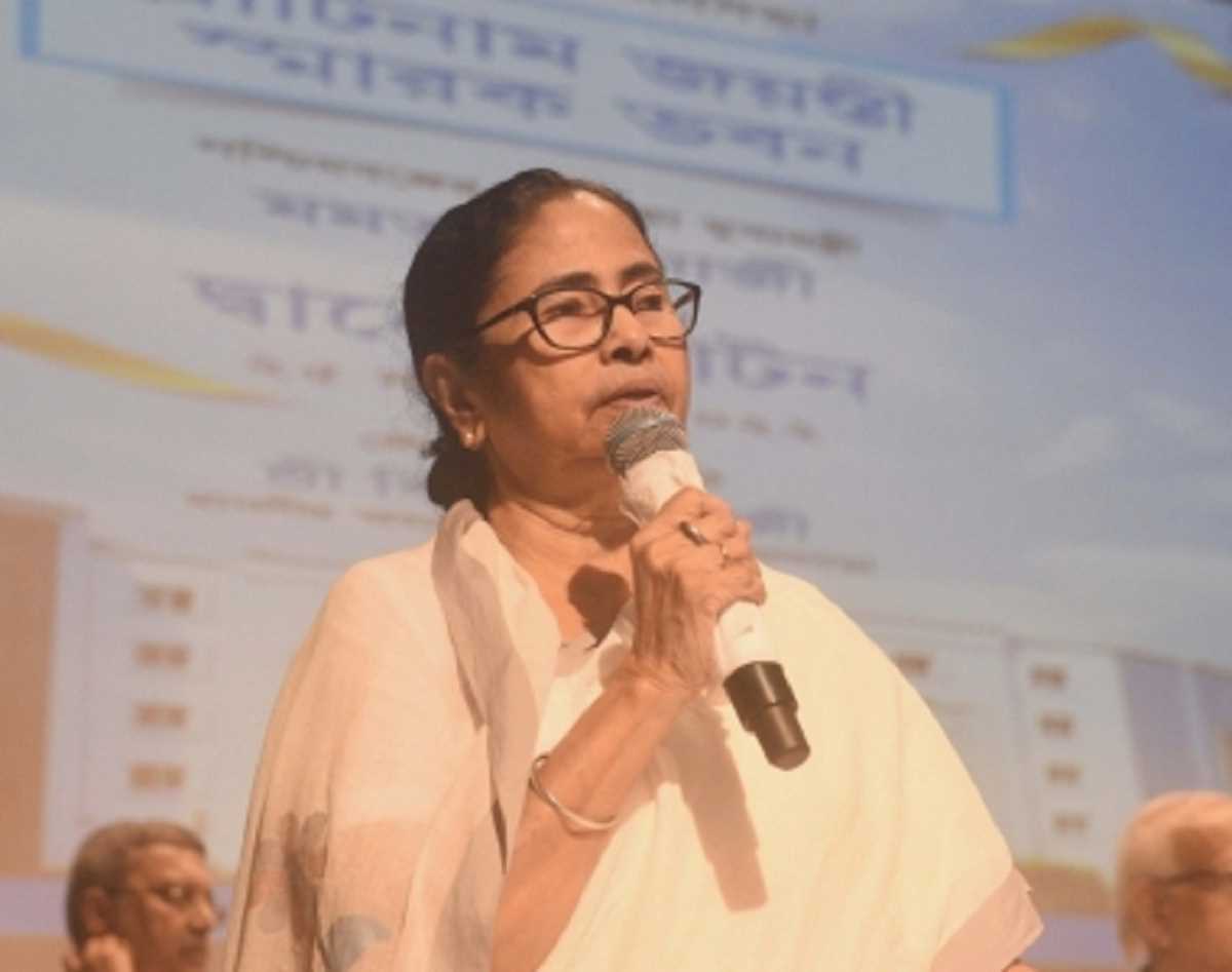 संसद के शीतकालीन सत्र के लिए तृणमूल की रणनीति को अंतिम रूप देंगी ममता बनर्जी