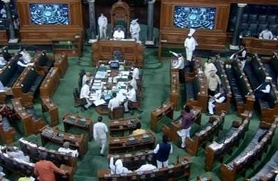 कांग्रेस के चार लोकसभा सांसदों पर कार्रवाई, पूरे मानसून सत्र के लिए निलंबित कांग्रेस के चार लोकसभा सांसदों पर कार्रवाई, पूरे मानसून सत्र के लिए निलंबित