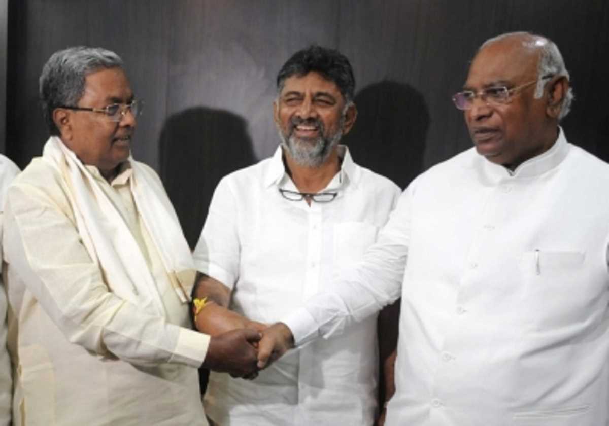 खड़गे व सिद्धारमैया के बयान से भाजपा को मिला मौका खड़गे व सिद्धारमैया के बयान से भाजपा को मिला मौका