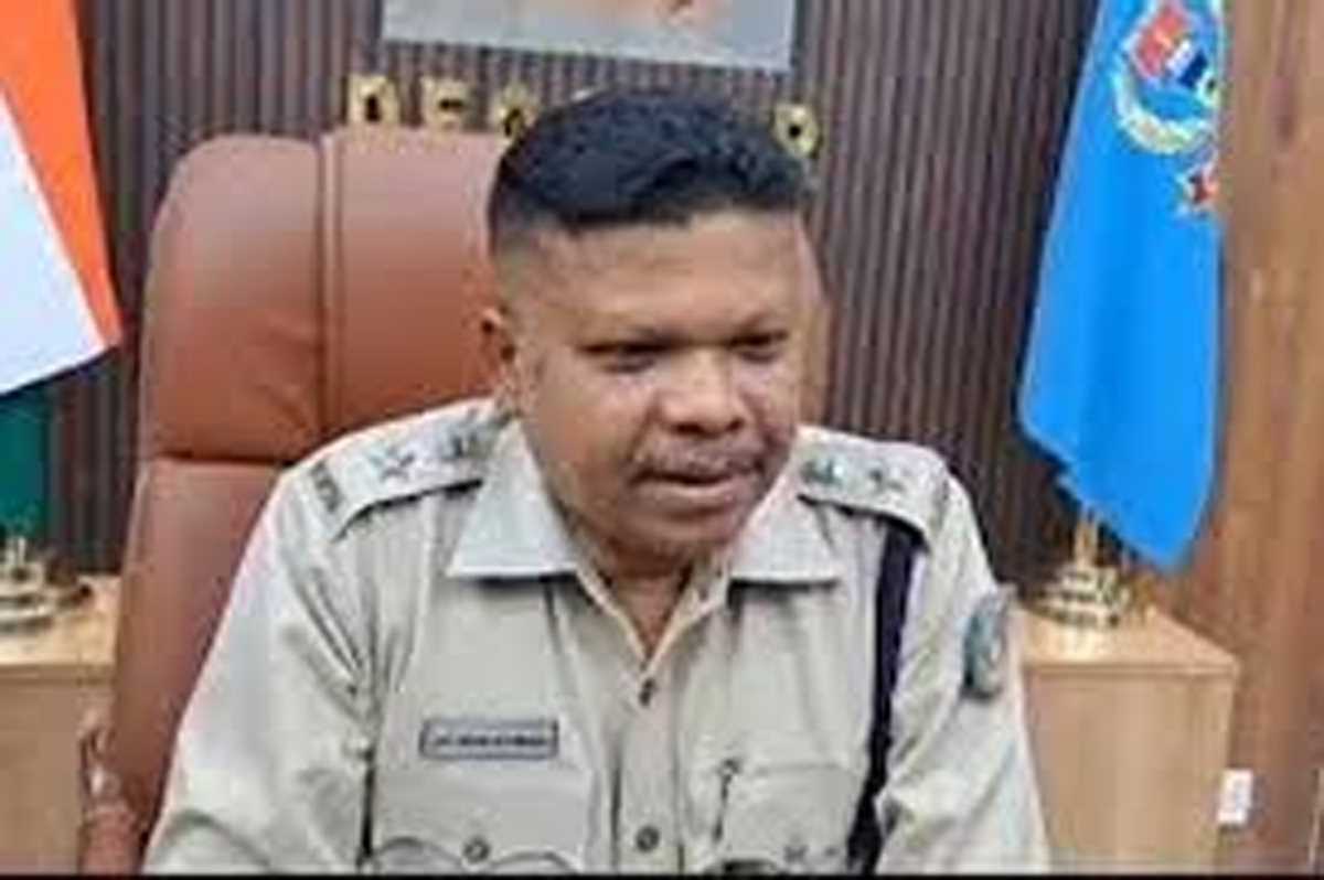 झारखंड के देवघर एसपी पर चुनाव आयोग ने लिया एक्शन, तत्काल हटाने के आदेश