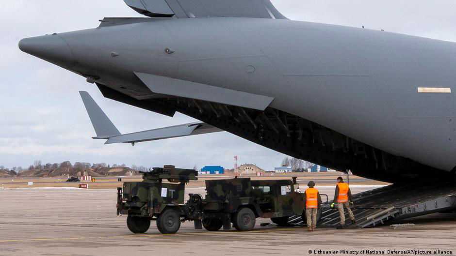 यूक्रेन के बाद किसका नंबर? एक और देश ने की रूसी हमले से बचने की तैयारी