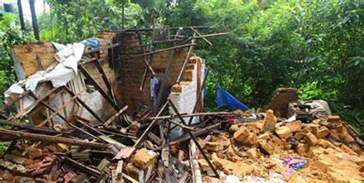 किश्तवाड़ में मकान ढहने से 3 लोगों की मौत, दो घायल