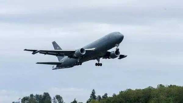 कोरोना के चलते ब्रिटेन ने तीन और देशों को अपनी रेड लिस्ट में डाला