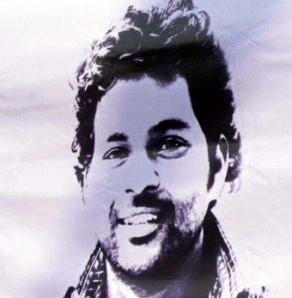 रोहित वेमुला की पुण्यतिथि पर लखनऊ विवि. में छात्रों के दो गुट आपस में भिड़े रोहित वेमुला की पुण्यतिथि पर लखनऊ विवि. में छात्रों के दो गुट आपस में भिड़े