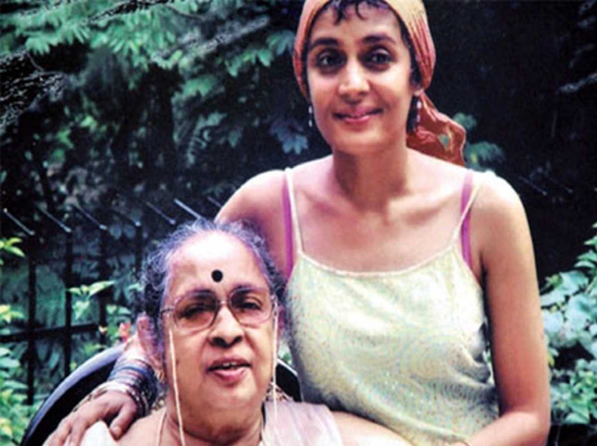 अरुंधति रॉय की मां व प्रख्यात सामाजिक कार्यकर्ता मैरी रॉय का 89 की उम्र में निधन