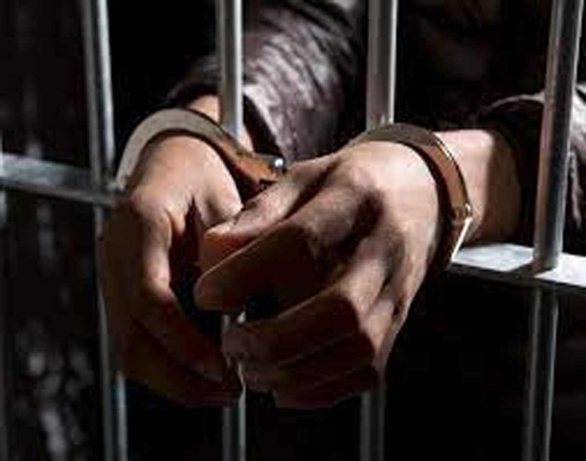 दिल्ली में शख्स ने दोस्तों के साथ मिलकर किया भांजे का अपहरण, पुलिस के साथ करता रहा बच्चे की तलाश दिल्ली में शख्स ने दोस्तों के साथ मिलकर किया भांजे का अपहरण, पुलिस के साथ करता रहा बच्चे की तलाश