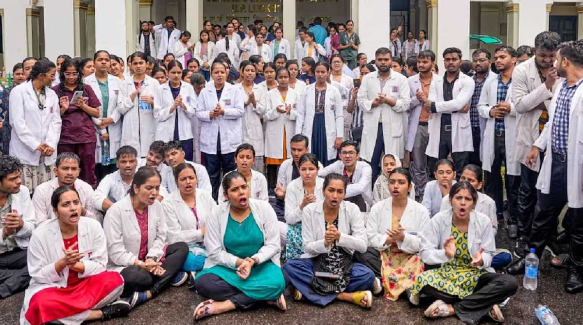 कोलकाता बलात्कार के विरोध में भारत के डॉक्टरों की हड़ताल