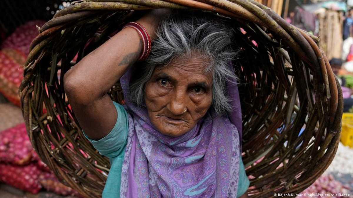 भारत को भी लपेटे में ले लेगी सरपट दौड़ती महंगाई? भारत को भी लपेटे में ले लेगी सरपट दौड़ती महंगाई?