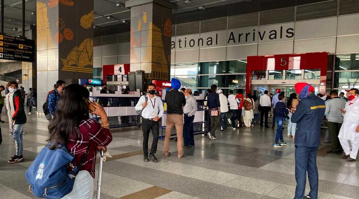 राणा अय्यूब से लेकर सना मट्टू तकः बढ़ रही हैं भारत बाहर जाने से रोकने की घटनाएं, अमेरिका ने की आलोचना राणा अय्यूब से लेकर सना मट्टू तकः बढ़ रही हैं भारत बाहर जाने से रोकने की घटनाएं, अमेरिका ने की आलोचना