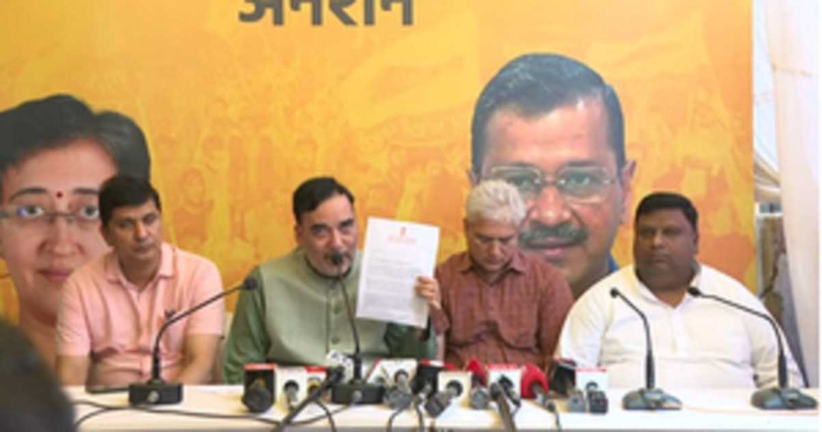 दिल्ली सरकार के सभी मंत्रियों ने पीएम मोदी को लिखा खत, जल संकट पर हस्तक्षेप की मांग